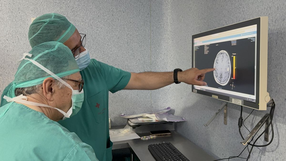 Los doctores Blanco y De La Riva.