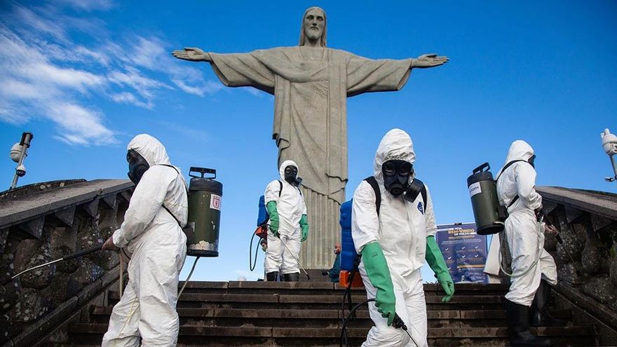 Los ministros de Salud de los 27 estados de Brasil piden al presidente Bolsonaro toque de queda nocturno para enfrentar la pandemia