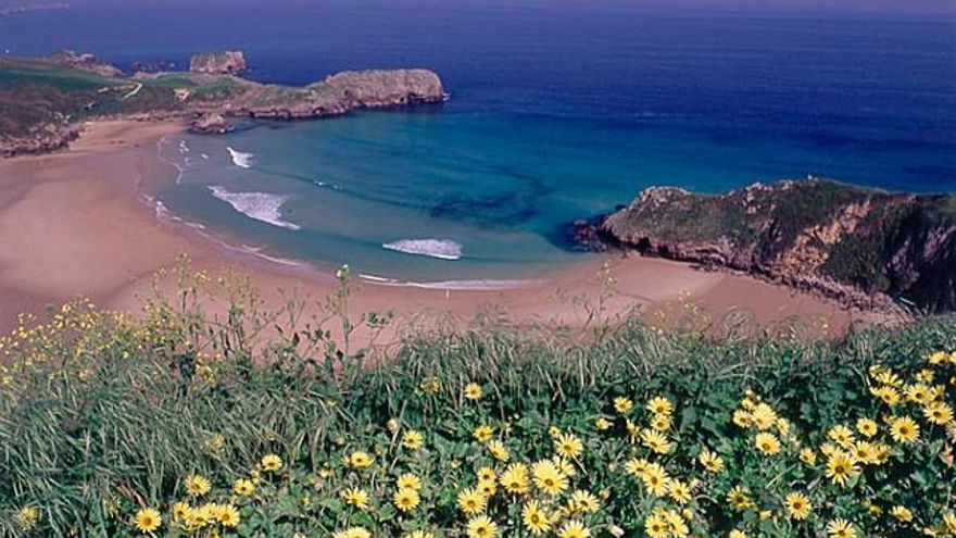 Playa de Torimbia, en Llanes.