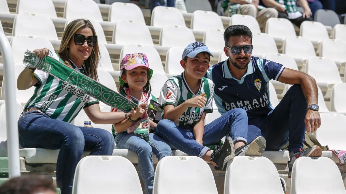 Grada Blanquiverde del Córdoba CF - Sporting de Gijón