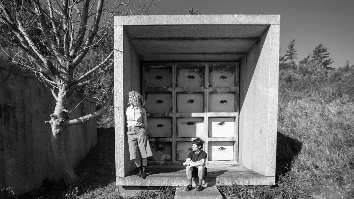 La actriz berciana Raquel Mirón vuelve a actuar en Ponferrada con la obra ‘Mientras el meteorito llega’