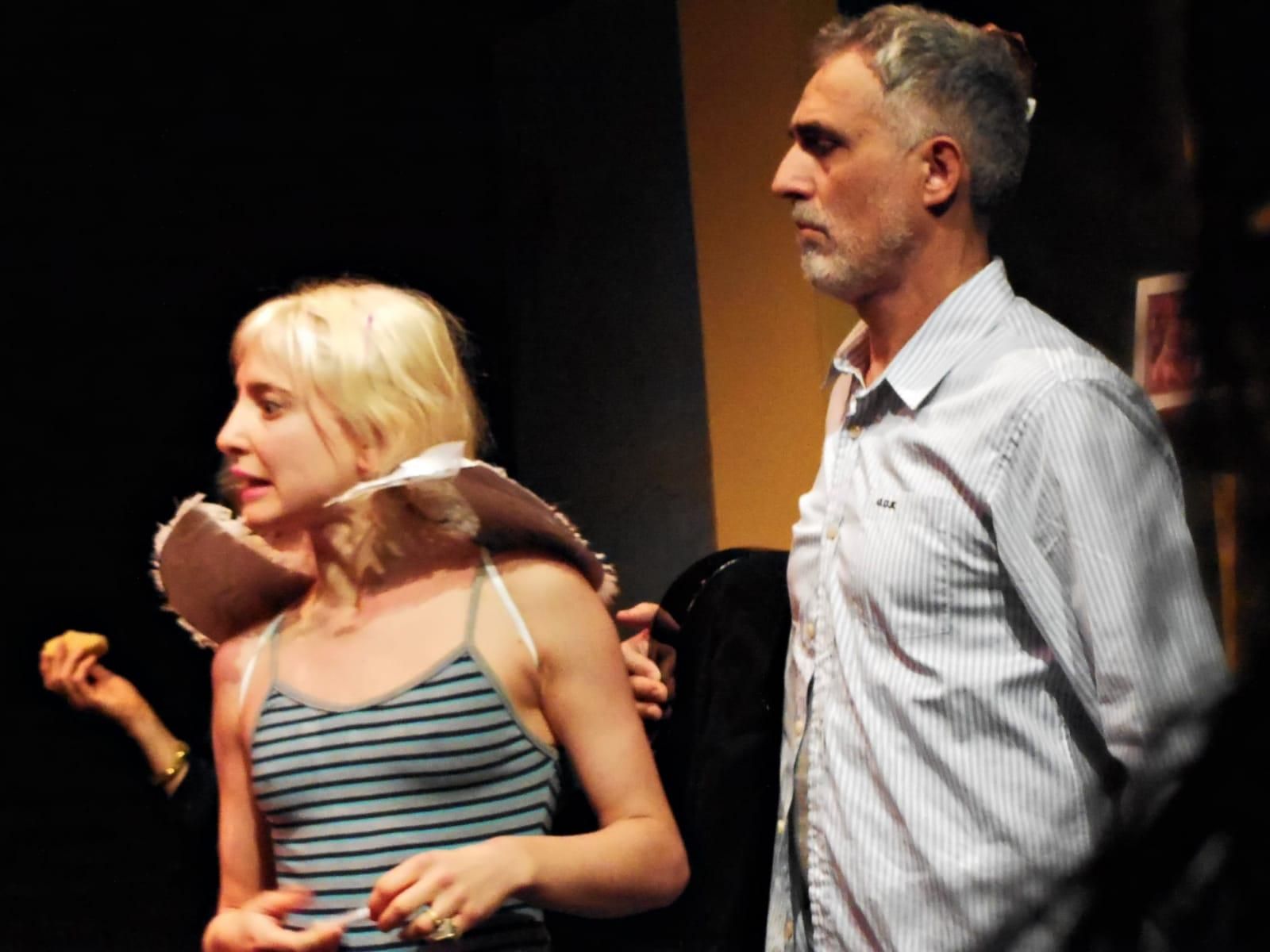 Julieta Raponi (Elvira) y Federico Buso (Chilo).