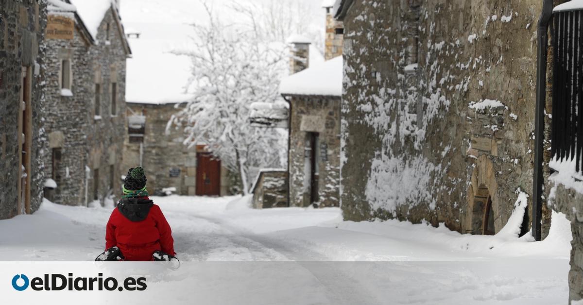 La borrasca Ingrid deja este viernes avisos en casi toda España por nieve, viento y temporal marítimo