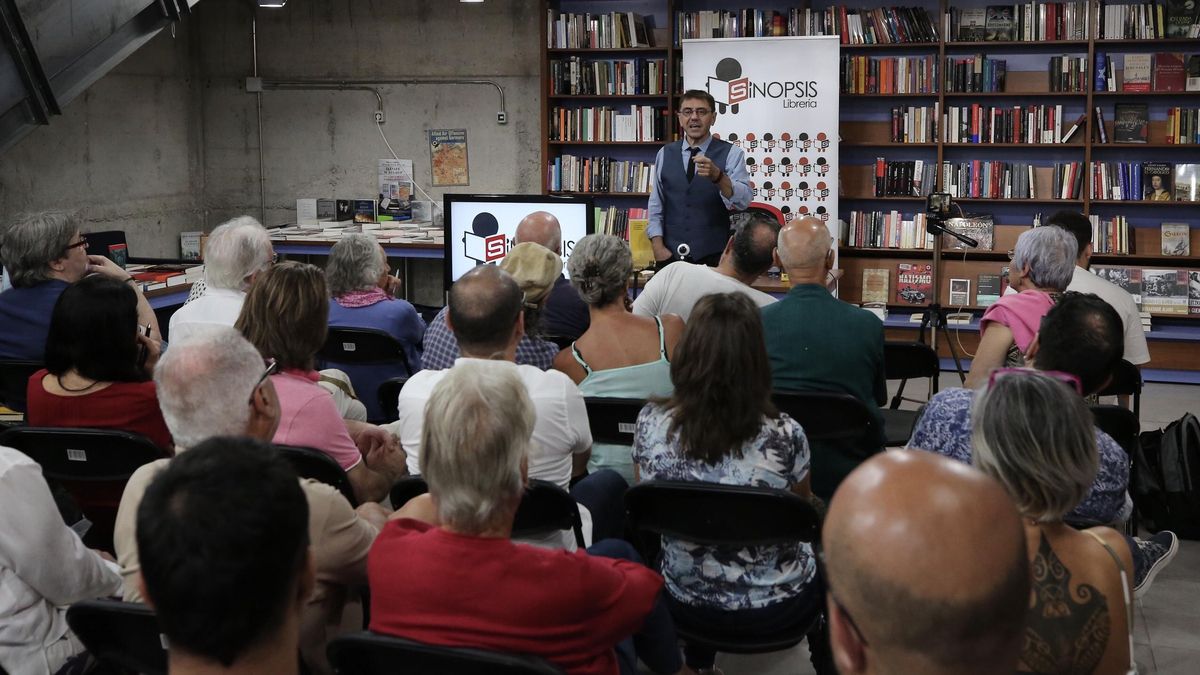 FOTOGALERÍA | Juan Carlos Monedero presenta su libro 'La izquierda que saltó el algoritmo' en Gran Canaria