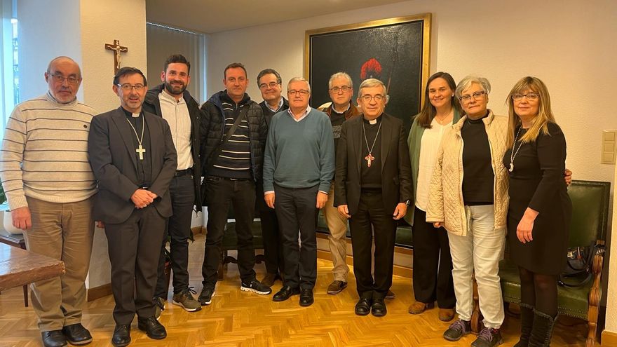 Los obispos pactan un compromiso de trabajo común con las víctimas de la pederastia clerical