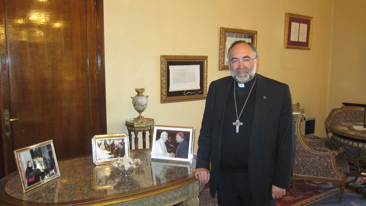 Archivo - El Arzobispo de Oviedo, Jesús Sanz Montes.