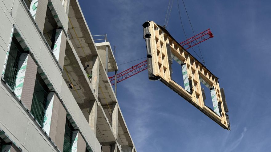 Convertir la construcción de viviendas en un Lego gigante para atraer trabajadores: "Pasamos de la paleta al destornillador"