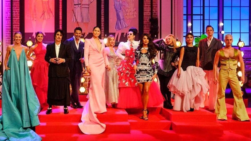 RTVE presenta el primer 'Maestros de la costura Celebrity' y muestra a sus famosos en acción