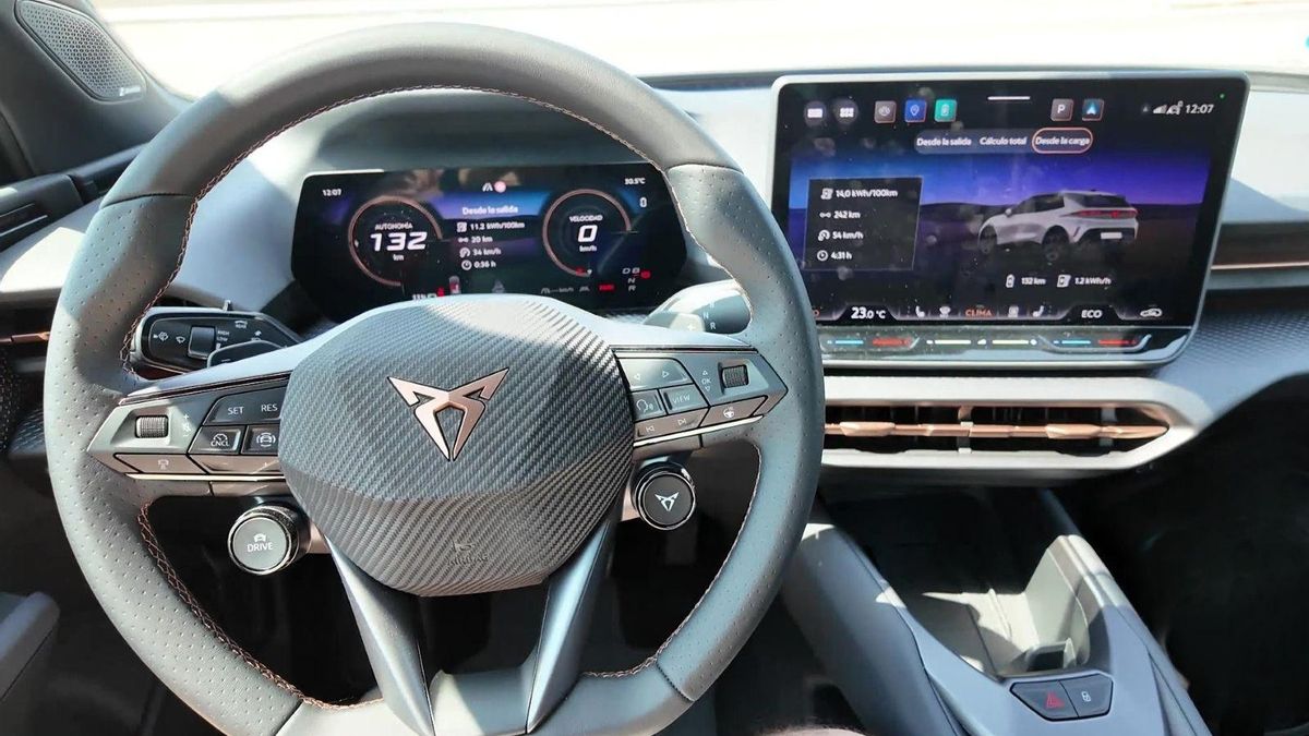 Interior del Cupra Raval