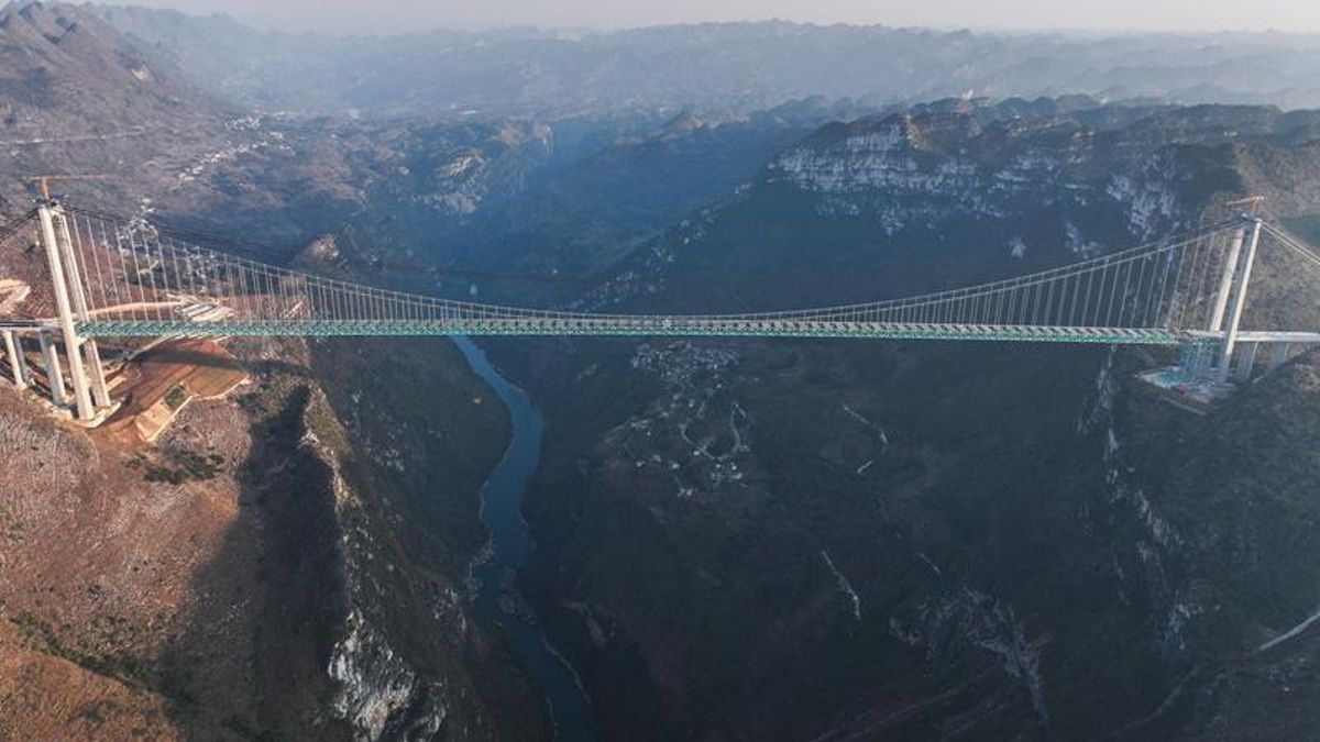 El puente del Gran Cañón de Huajiang está en la provincia de Guizhou.