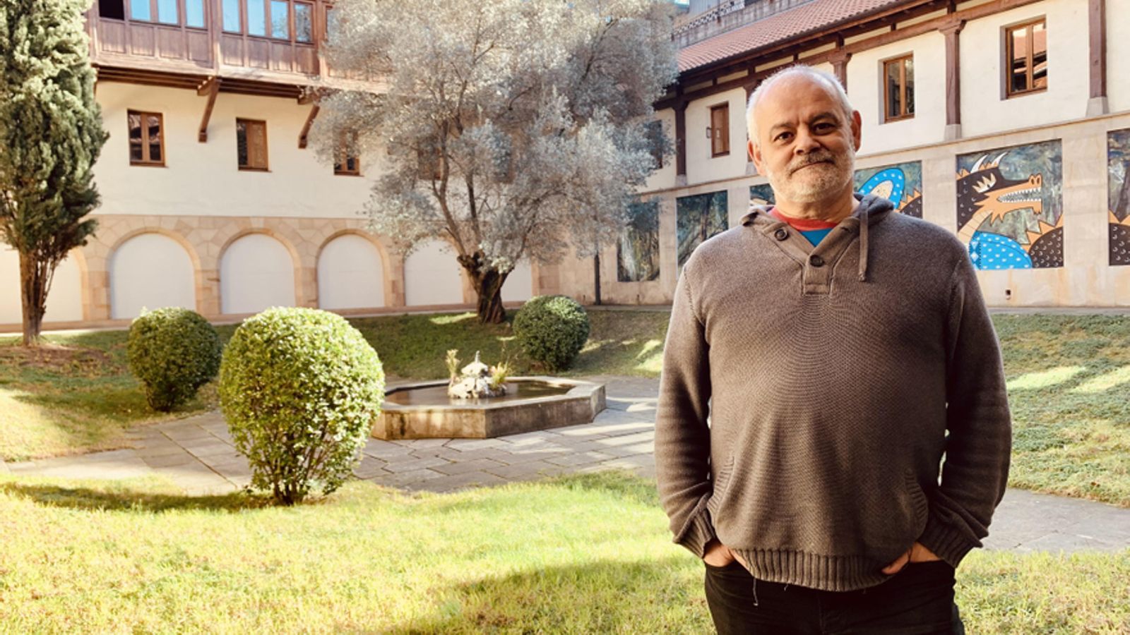 Alfonso, víctima de abusos en la Iglesia: "Un dominico abusó de mí en Vitoria y no me dejan ser sacerdote por ser homosexual"