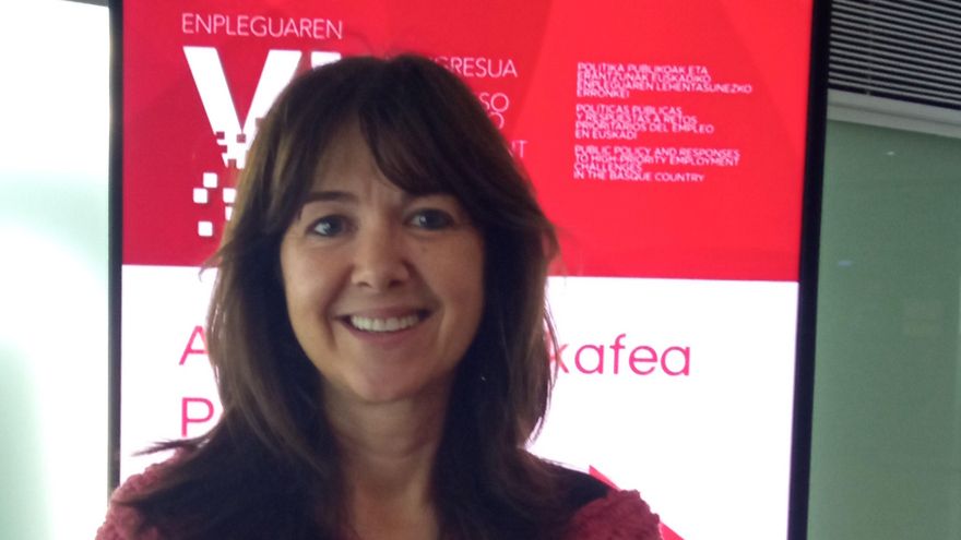 Izaskun Barbero responsable de Empleo en Cáritas: "Tener trabajo ahora ya no es garantía de inclusión social"