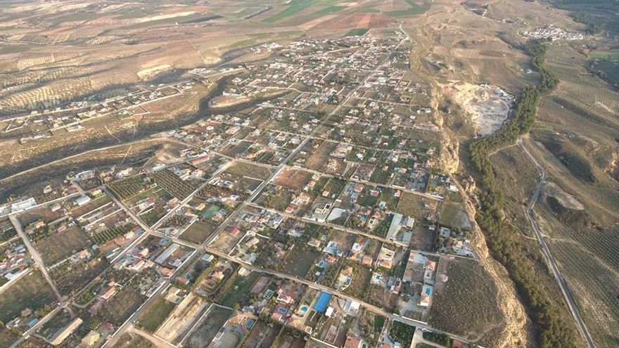 'El 47' se reedita en una pedanía de Granada: cientos de vecinos claman por la llegada del transporte público