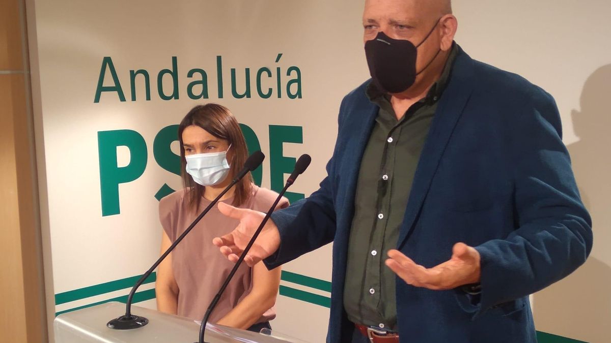 Rueda de prensa de Olga Manzano y Gerardo Sánchez en el PSOE