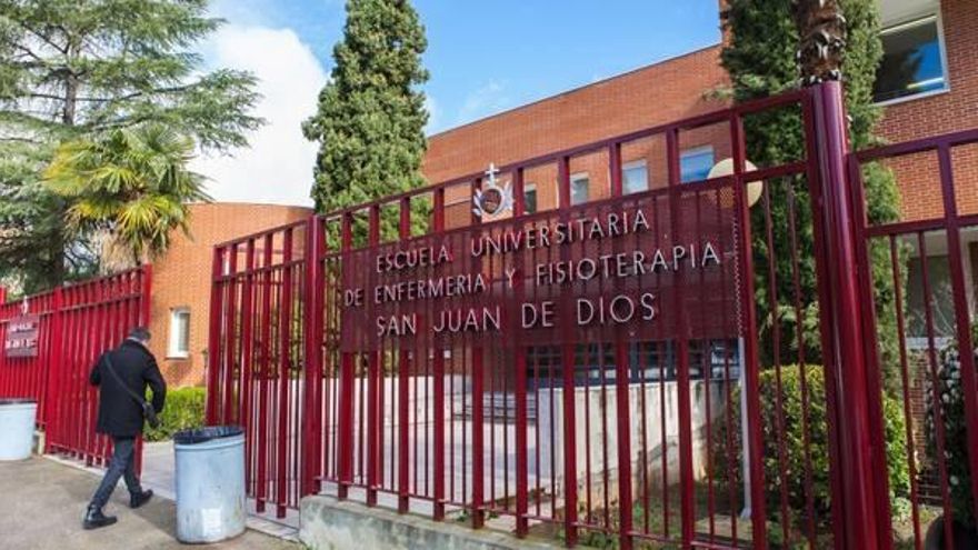 Una universidad privada de fuera de Andalucía desembarca en Sevilla sin autorización de la Junta