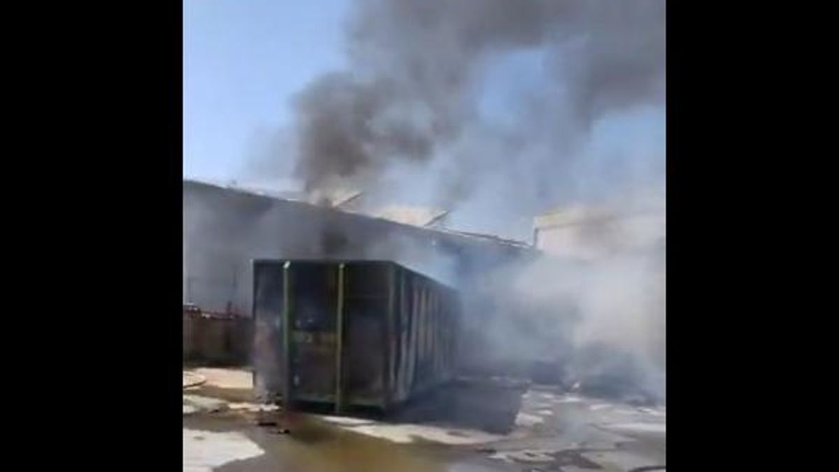 Un incendio en una granja de gallinas de Motilla del Palancar deja dos personas afectadas