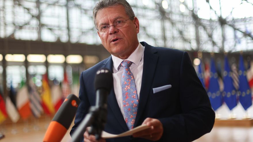 Bruselas dice a Washington que comercio entre UE y EEUU no debe regirse por las "amenazas"