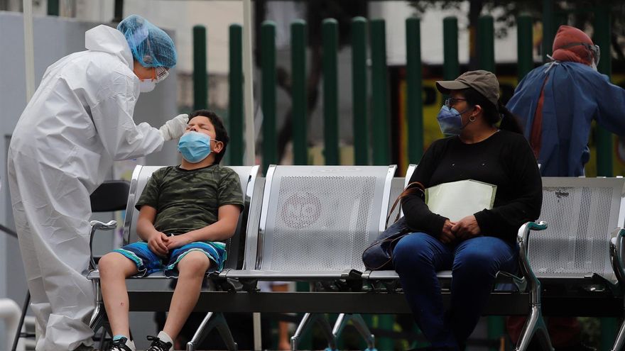 "La curva de la sexta ola se ha doblegado" (Vergeles)