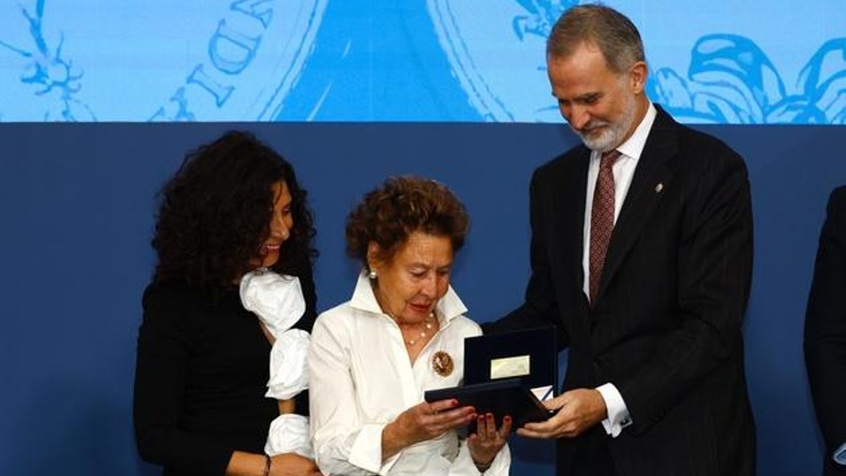 La empresaria de Gullón María Teresa Rodríguez recibe el IX Premio Reino de España a la Trayectoria Empresarial