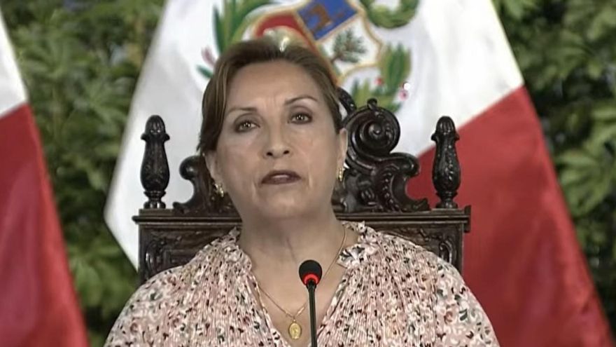 La presidenta Dina Boluarte carga contra los manifestantes en Lima y reitera su negativa a dimitir