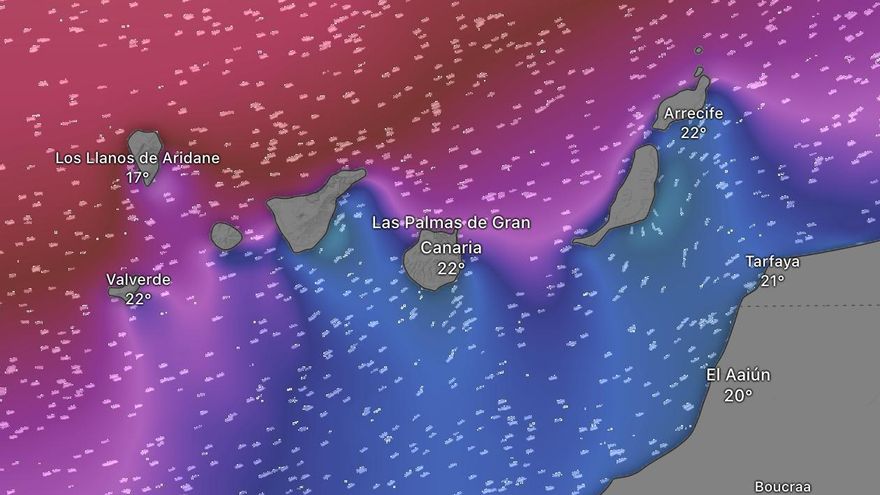 Canarias declara la alerta por olas de hasta 6 metros en todas las islas
