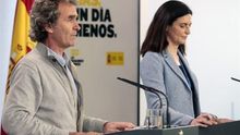 El director del Centro de Coordinación de Alertas y Emergencias Sanitarias, Fernando Simón y la directora del Instituto de Salud Carlos III, Raquel Yotti.