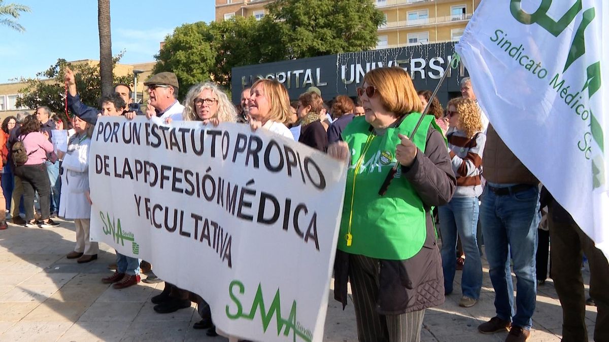 Andalucía canceló 58.000 consultas, 670 cirugías y 22.000 pruebas en el primer día de huelga contra el Estatuto Marco