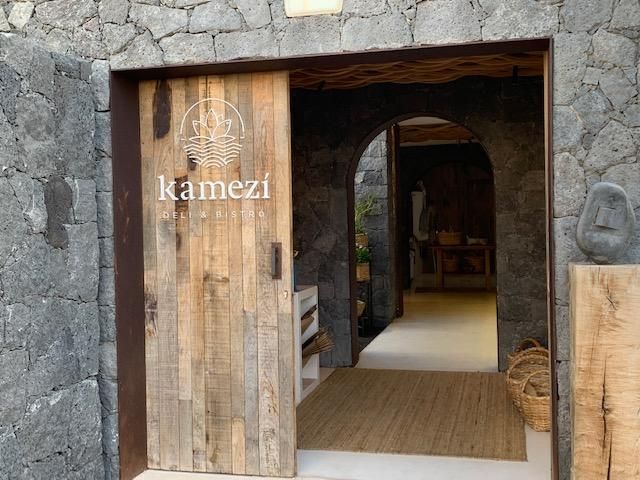 Entrada Kamezi