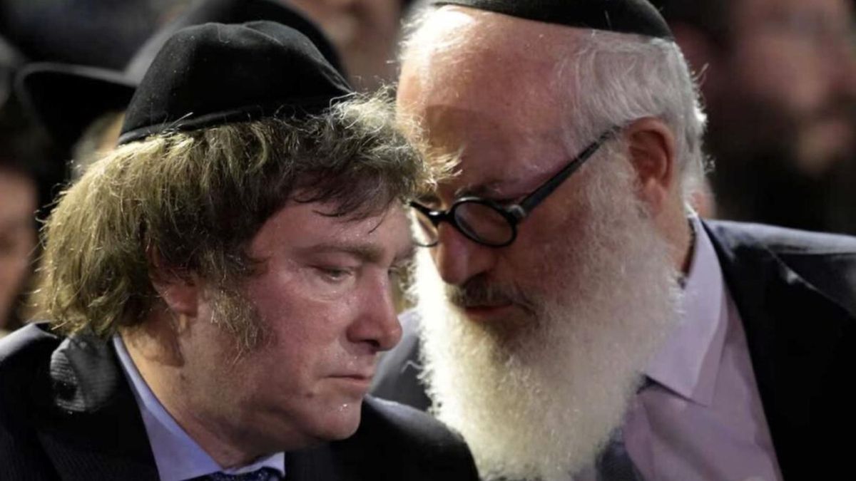 Eduardo Elsztain junto a Javier Milei.