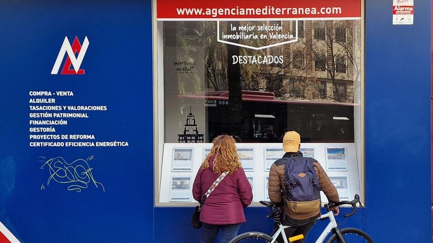 Una encuesta sobre vivienda encargada por el PP y Vox en València 'olvida' preguntar sobre la limitación de los alquileres