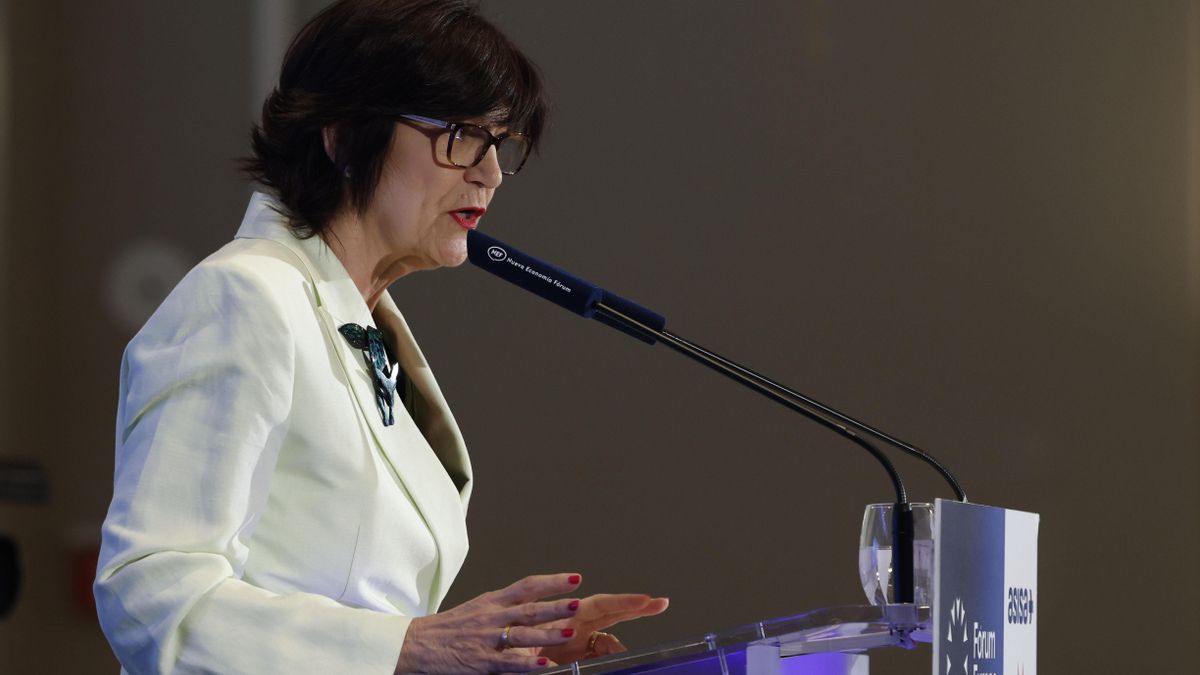 El Gobierno aplaza la renovación de la cúpula de Competencia y seguirá negociando los relevos