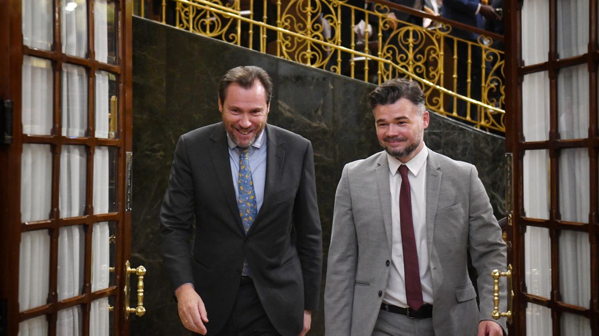 Óscar Puente y Rufián rescatan un tuit antiguo de Ayuso sobre las lenguas cooficiales: "¿Era de cuando llevaba la cuenta de Pecas?"