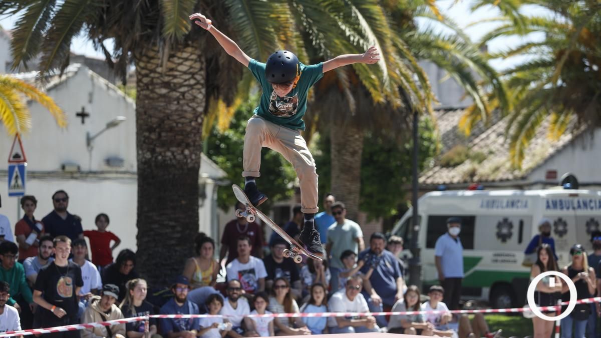 Prueba andaluza de skate en el skatepark de Cañero