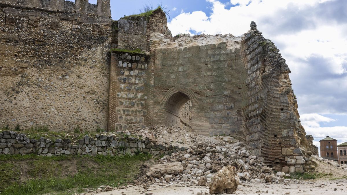 Los casos de Escalona o Almonacid de Toledo: ¿por qué se caen los castillos de Castilla-La Mancha?