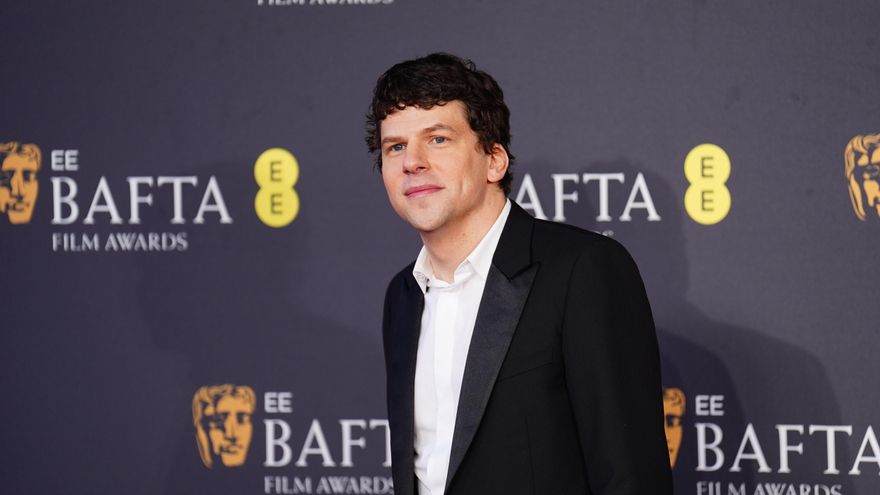 Jesse Eisenberg competirá por la Concha de Oro en el Festival de San Sebastián, que suma seis películas a su sección oficial
