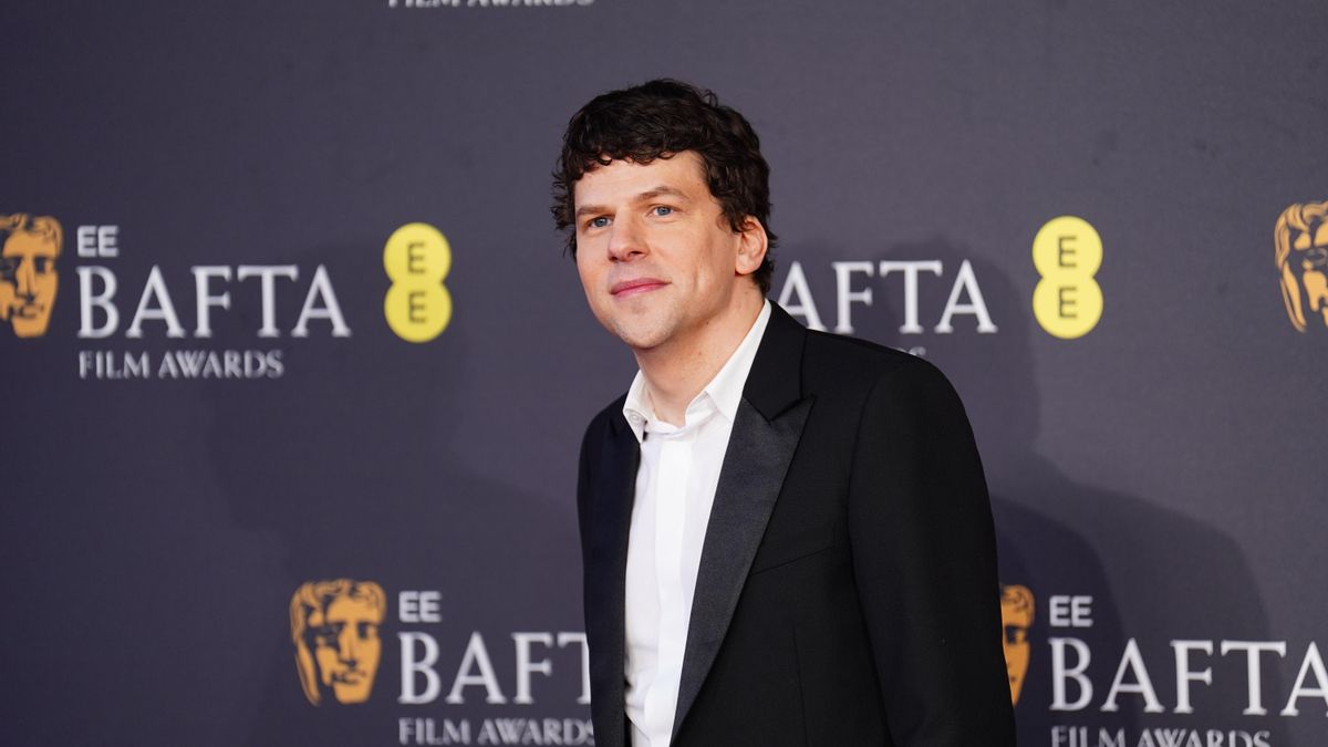 Jesse Eisenberg competirá por la Concha de Oro en el Festival de San Sebastián, que suma seis películas a su sección oficial