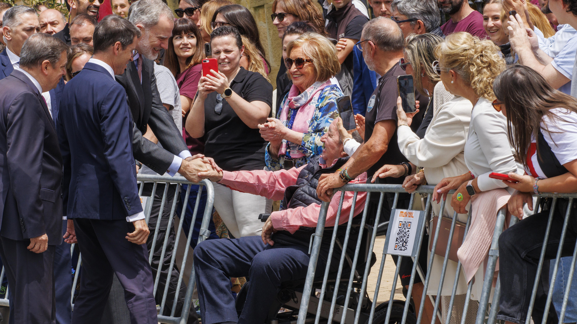 Las imágenes del centenario de Rioja en Haro: el rey Felipe VI inaugura la escultura 'Somos tiempo'