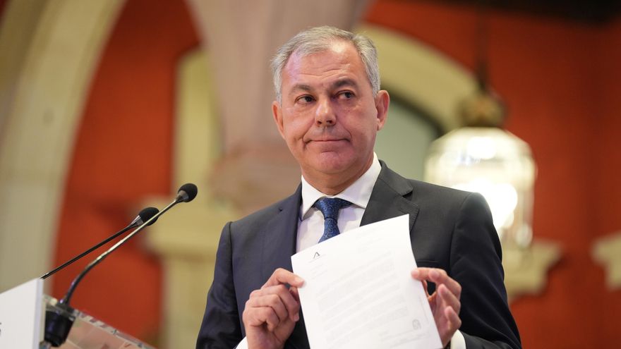 El PP continúa su acercamiento a Vox en Sevilla sacrificando ahora los cuadernos educativos sobre sexualidad o igualdad