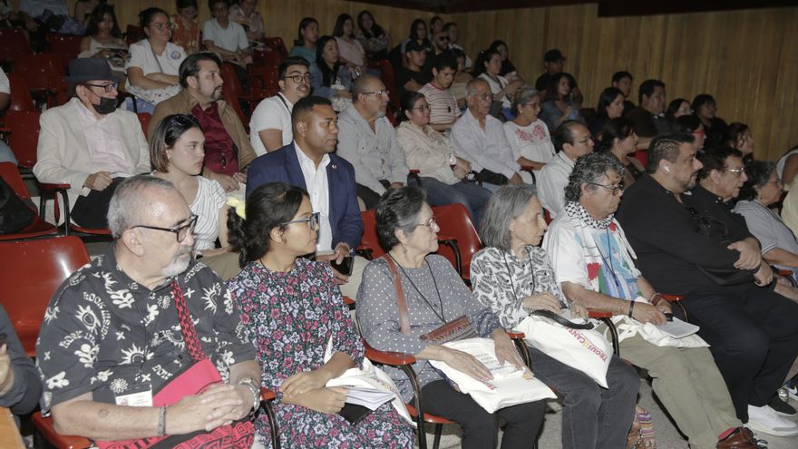 Inicia en Honduras el Festival Internacional de Poesía Tegus Sí Canta
