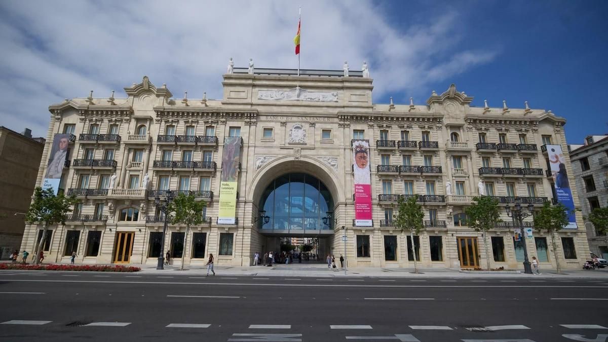 Desestimada la cautelar solicitada por vecinos de la calle Sanz de Sautuola para abrir al tráfico el vial bajo Faro Santander