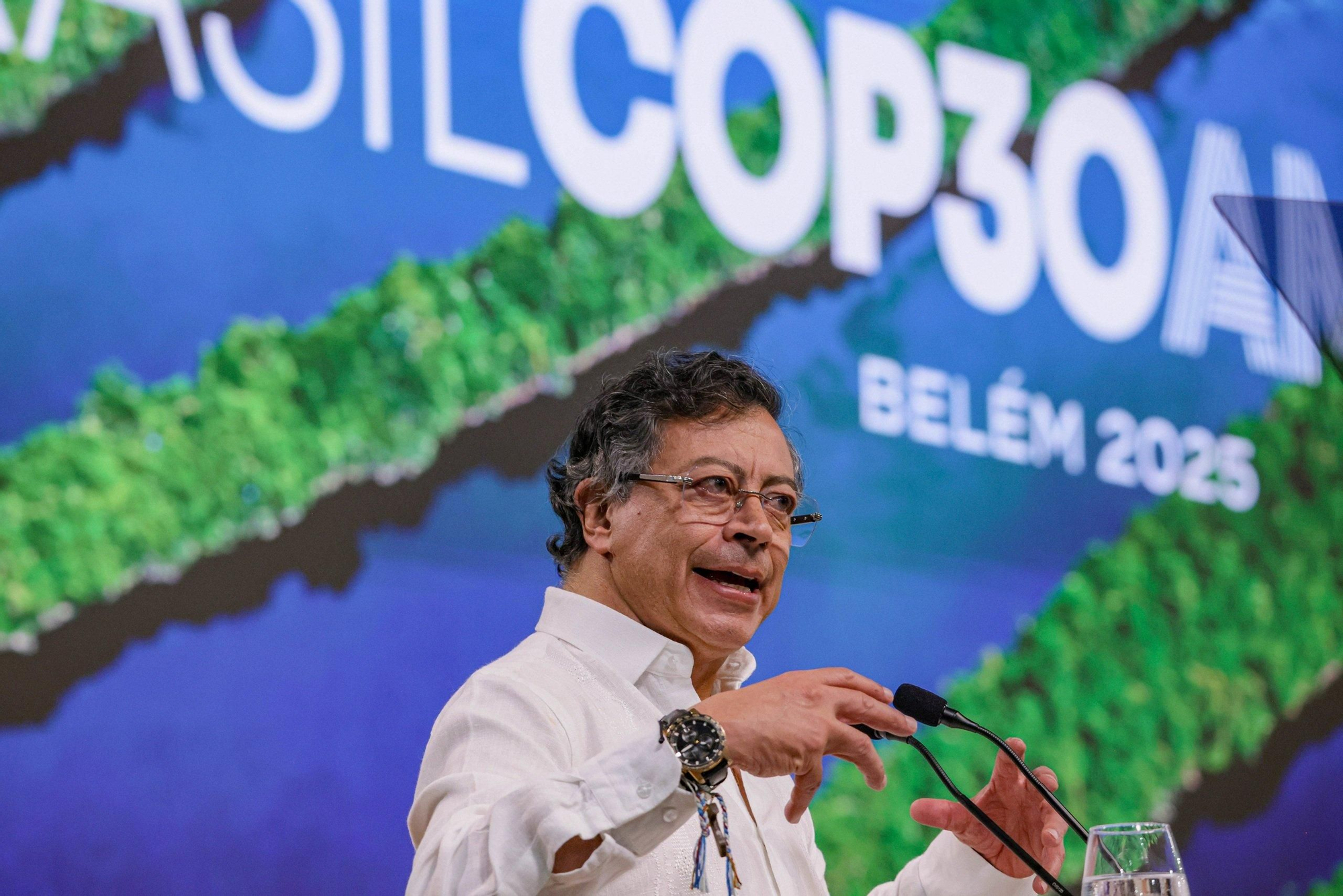 Durante su discurso el 6 de noviembre en la inauguración de las sesiones plenarias de la COP30, el presidente colombiano Gustavo Petro cuestionó la presencia de representantes de la industria de los combustibles fósiles en las cumbres climáticas.