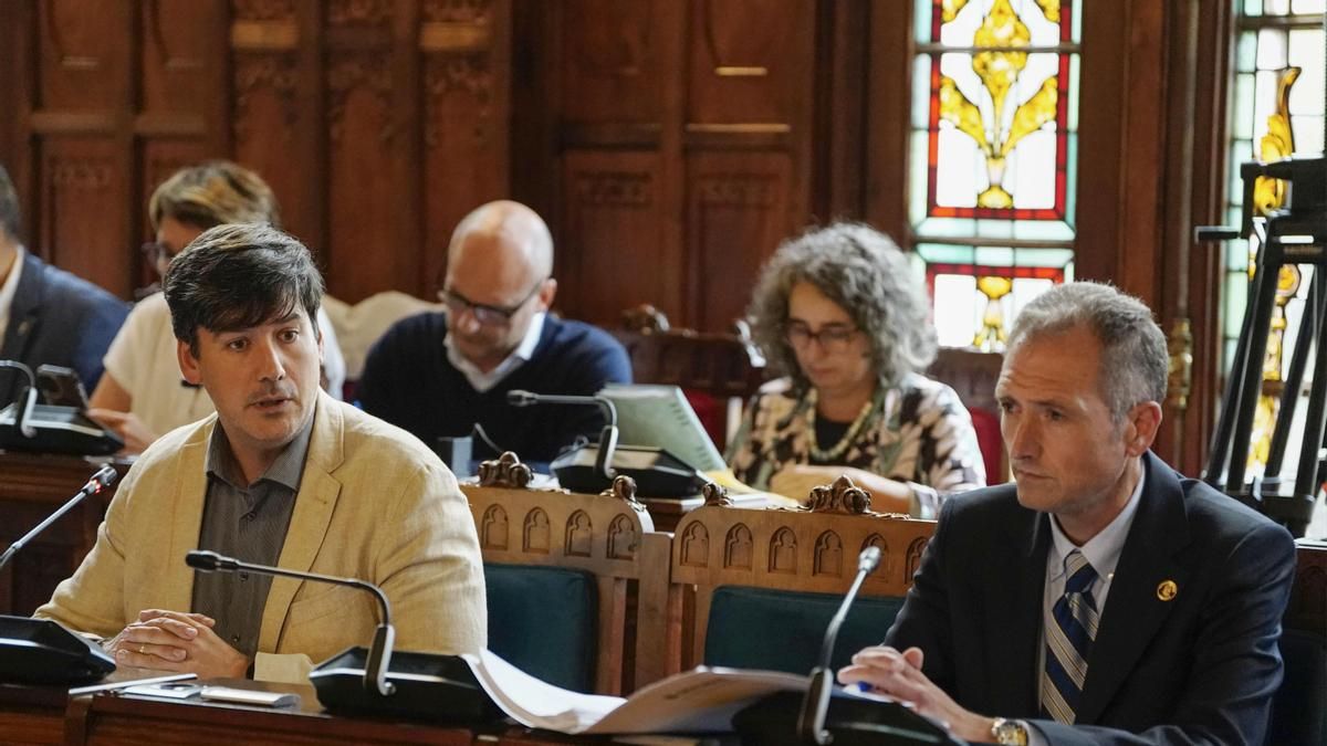 Indra alquilará al Principado el taller de Barros durante 25 años para instalar su segunda fábrica de vehículos blindados en Asturias