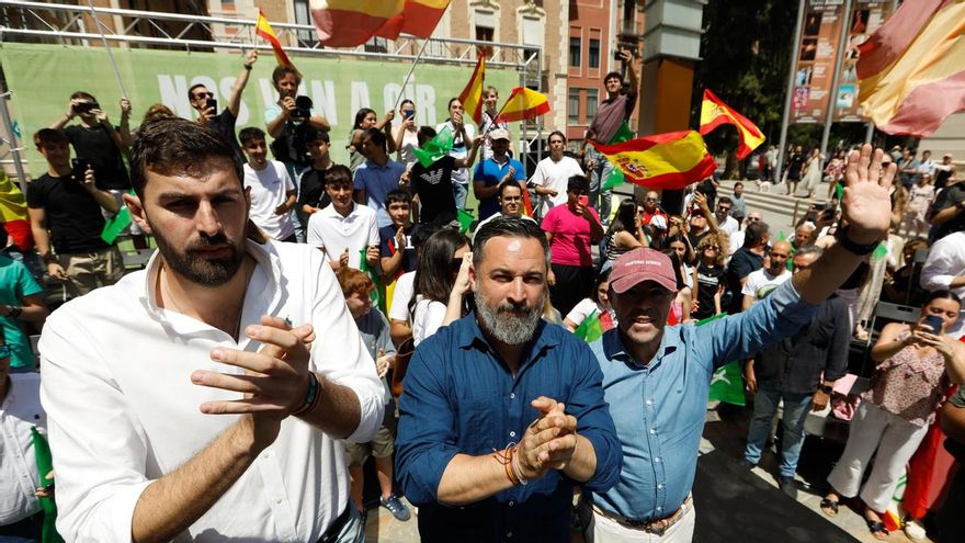 La fragmentación de la derecha murciana abre a López Miras una legislatura a la carta