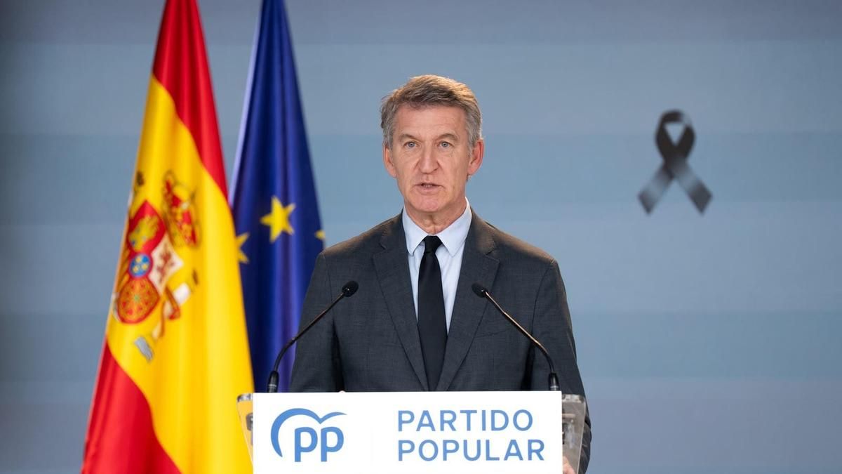 Feijóo exige una "revisión completa independiente de toda la red ferroviaria" tras el accidente de Toledo