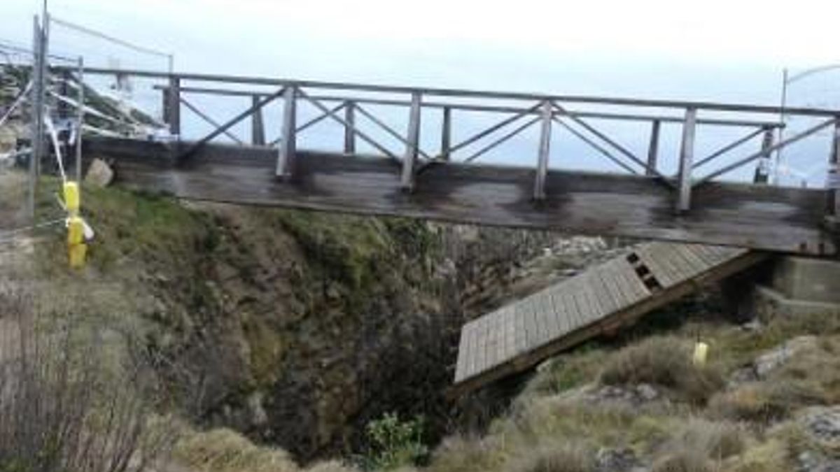 La jueza ve seis posibles delitos de homicidio imprudente en la falta de mantenimiento de la pasarela de El Bocal
