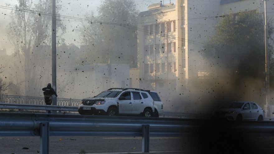 Ataque con drones kamikaze en Kiev. EFE/EPA/VADYM SARAKHAN