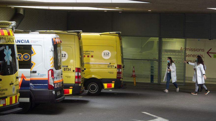 Las UCI catalanas alcanzan un 58 % de ocupación, con 705 enfermos covid