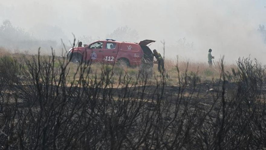 El incendio de Murias de Ponjos, el más grave de lo que va de verano en León al quemar ya más de 2.000 hectáreas