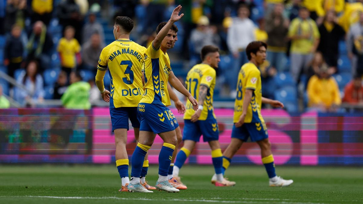 Fuster admite que será “bonito, pero muy extraño” jugar contra el Alba en su campo