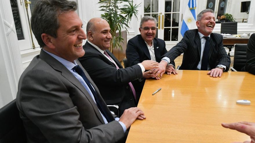 Al regreso de Estados Unidos, Massa se verá con gobernadores para relanzar su campaña